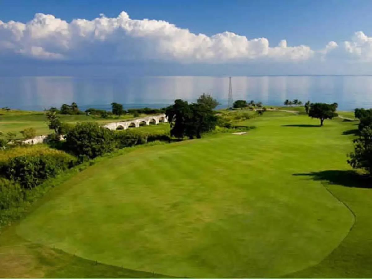 Luxury 2Br Home Facing Beach W/Pool Montego Bay #5 Exterior photo